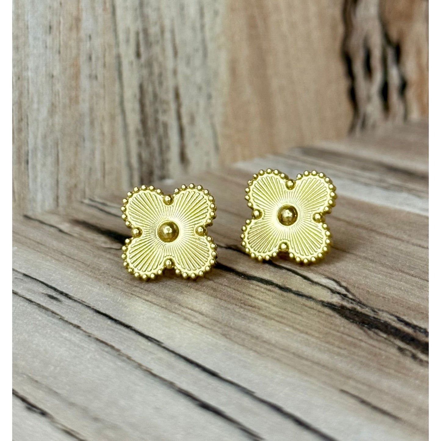 Clover Studs
